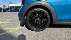 MINI Hatchback 1.5 Cooper Exclusive 3dr Auto Petrol Hatchback